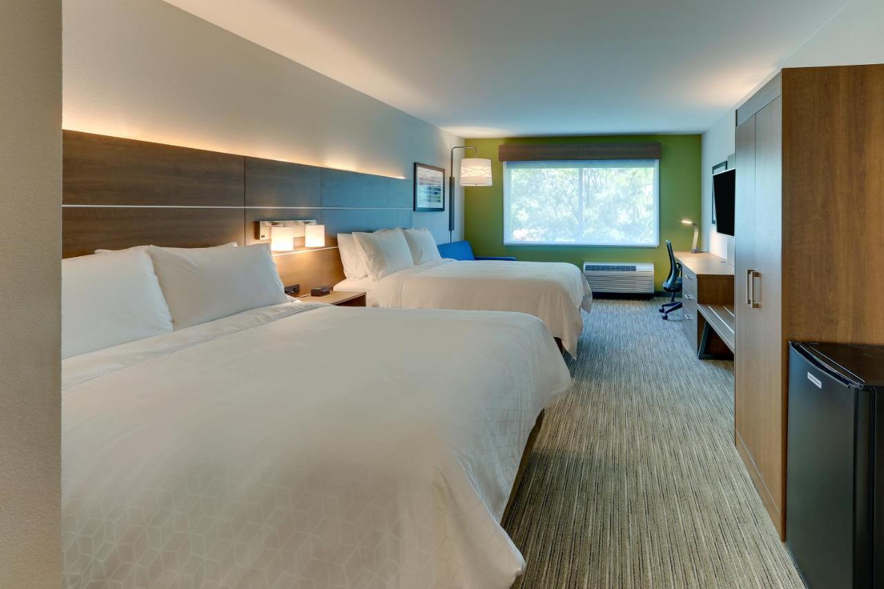 Holiday Inn Express & Suites - Roanoke - Civic Center Bagian luar foto